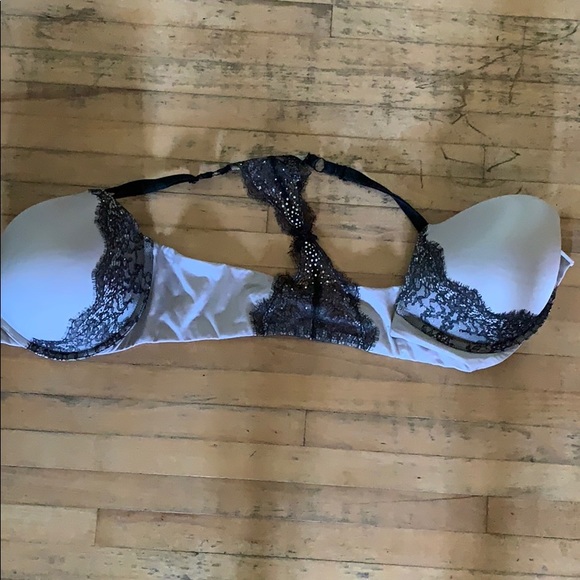 Bra - Picture 3 of 4